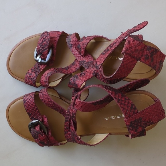 Via Spiga Red Snake Print Boho Leather Wooden Block Heel Comfy Sandals Sz 8.5 - Picture 1 of 6